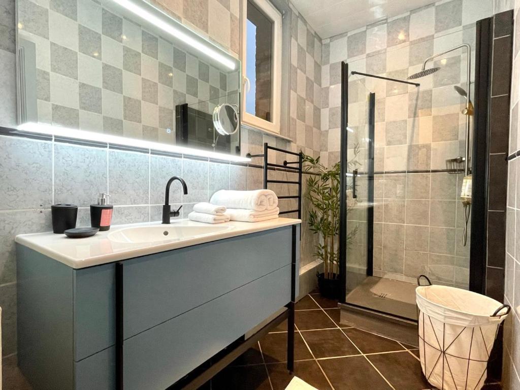 Suites Mana - La Perle Des Isles , Superbe Maison Art Deco Avec Balneotherapie Ретел Екстериор снимка